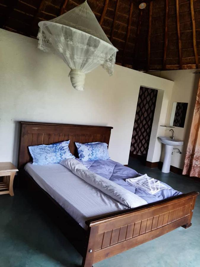 Tangi Safari Lodge Pakwach Eksteriør billede